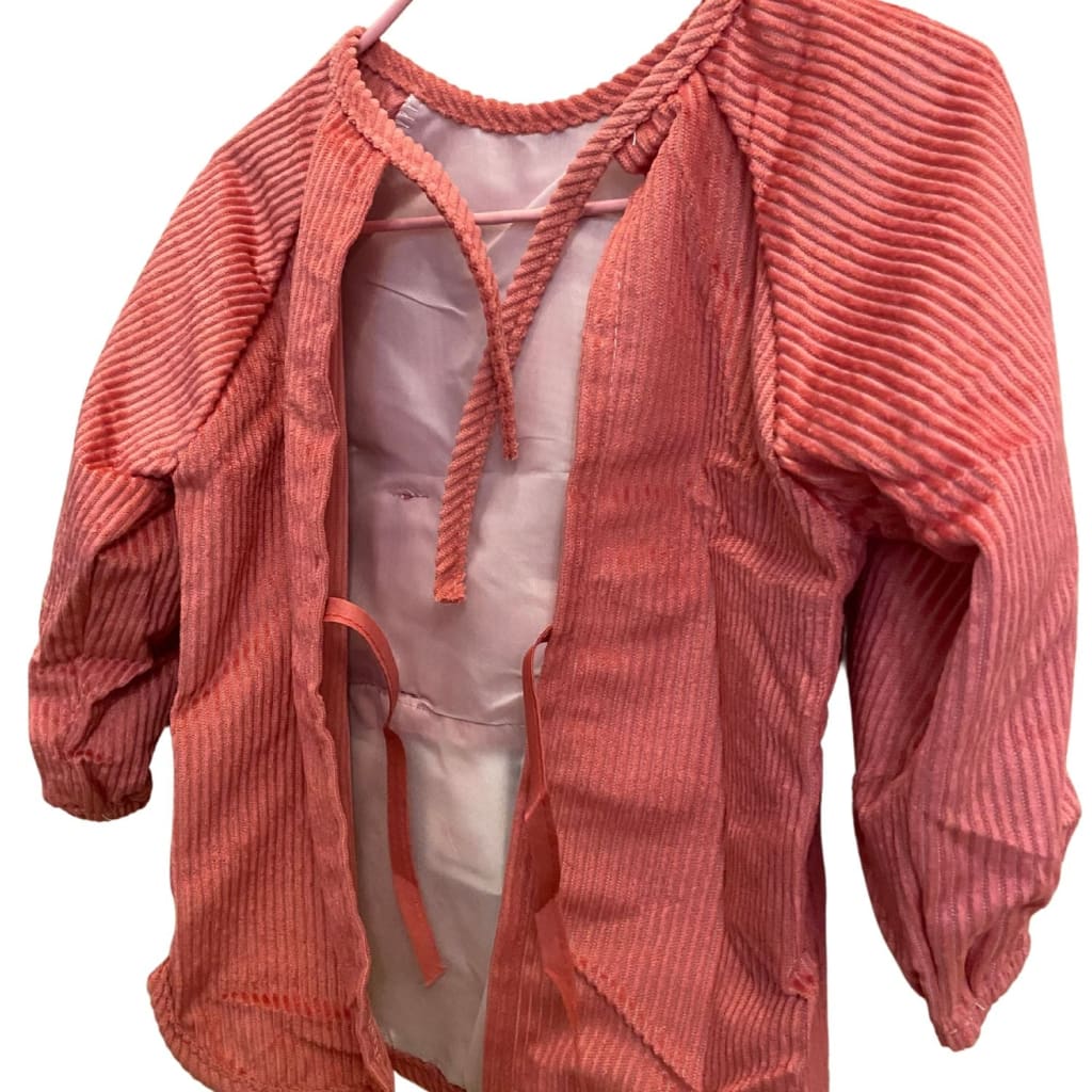 Delantal grueso impermeable y con bolsillo conejito rosado