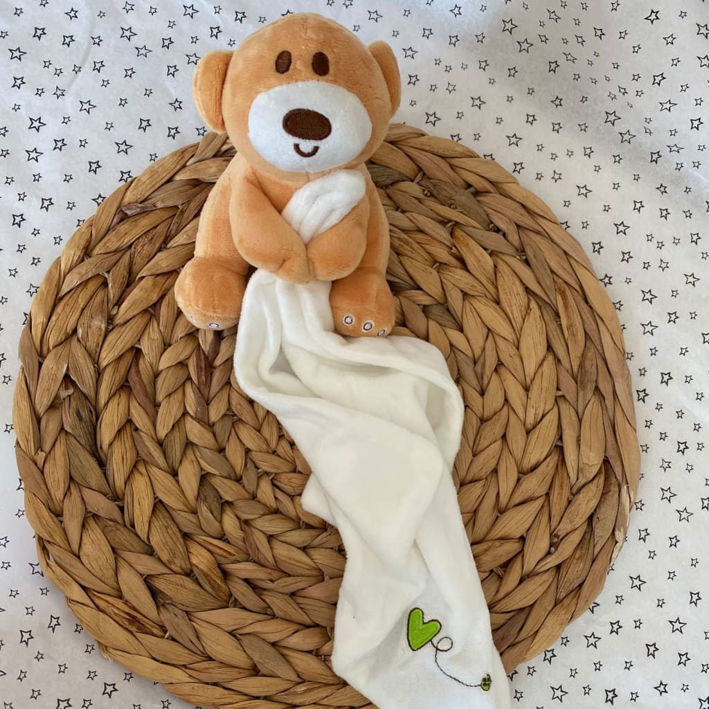 Tuto de apego para bebés con peluche oso | tuto o manta de apego
